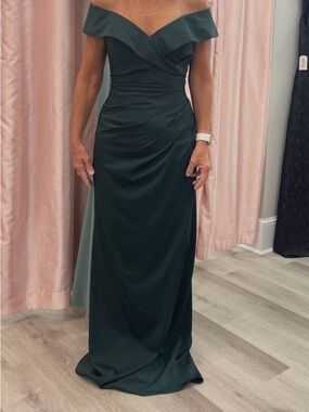 La Femme Emerald Green One-Shoulder Evening Gown